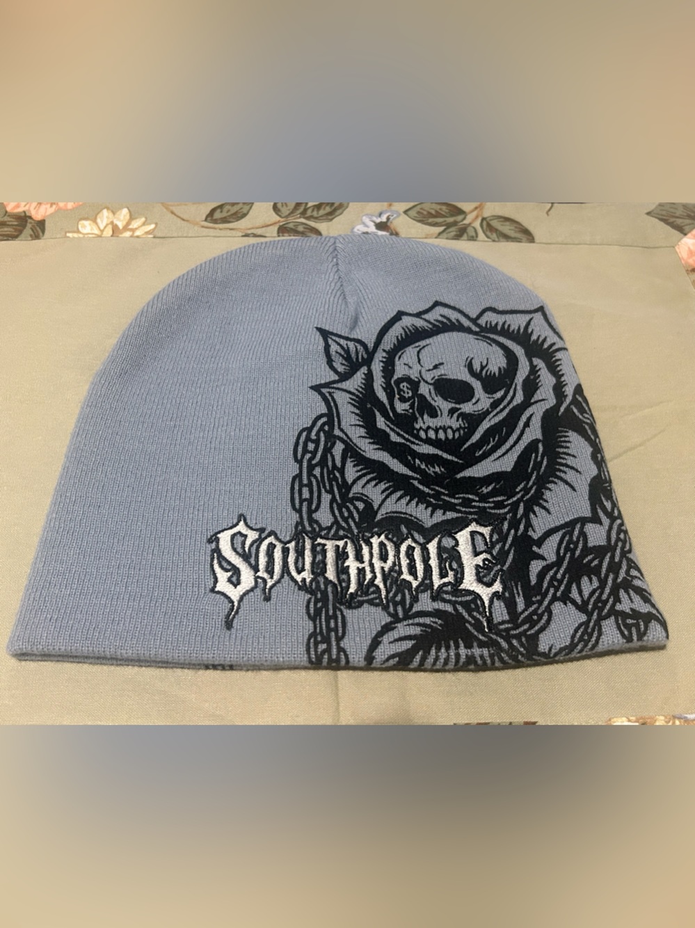 NWOT Southpole Skull Rose Knit Beanie